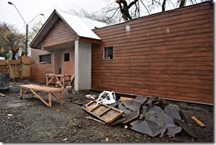 Baños públicos se construyen en sector Embarcadero de Villarrica   (1)