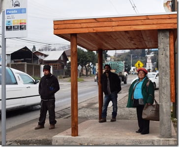 Continúan trabajos de conservación de paraderos urbanos 2