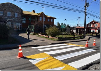 Municipalidad de Villarrica trabaja en el remarcado de señaletica vial 2