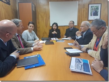 Alcalde Astete se reúne con empresa que edificará el nuevo Hospital de Villarrica