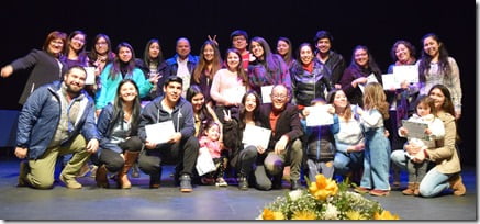 Municipalidad de Villarrica entrega 105 becas a estudiantes de educación superior